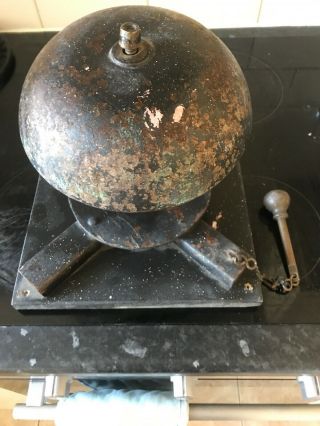 Vintage Cast Iron Boxing/ring Bell With Bronze Gong And Wooden