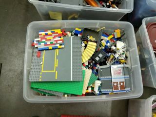 145 lbs of Legos Star Wars City Trains Minifigs Sponge Bob Plus More 11