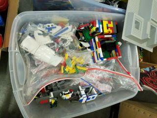 145 lbs of Legos Star Wars City Trains Minifigs Sponge Bob Plus More 12