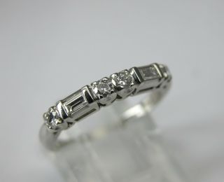 1940s Art Deco Platinum Diamond 0.  30 Ctw Wedding Band Ring Engagement