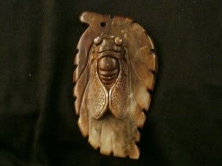 Chinese Jade Hand Carved Cicada On Leaf Pendant Iaa013