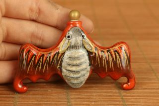 Rare Chinese Old Procelain Hand Painting Bat Art Snuff Bottle Noble Hand Piece
