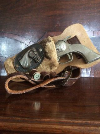 Awesome Vintage Toy Hubley Cap Gun And Holster With Kids Spurs 3