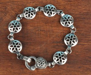 Precious 925 Silver Bracelet Fashionable Lady Hollowed Flower Private Order Gift