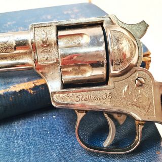 Vintage Nichols Stallion 38 Die Cast Cap Gun - Pasadena,  Texas USA 1950s 2