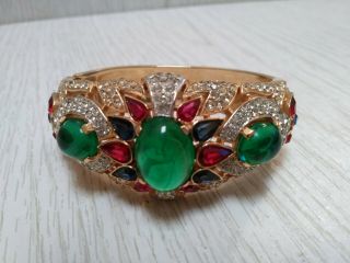 Vintage Trifari Jewels Of India Emerald Ruby Saphire Rhinestone Bracelet Cuff