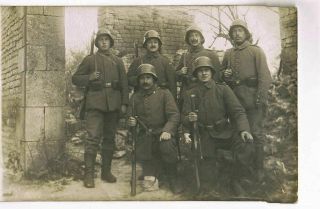 Wwi Photo No.  260 Steel Helmet Rifle