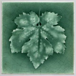 H&r Johnson,  Ltd.  - C1905 - Green Maple Leaf - Antique Craftsman Majolica Tile