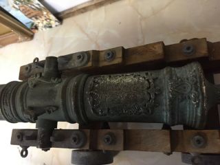 Antique style bronze naval canon. 3