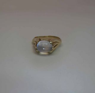 14k Yellow Gold 2.  6 Carat Moonstone Ring With Organic Art Nouveau Setting