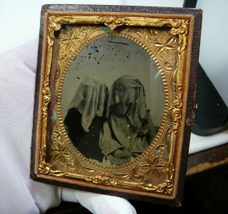 Mourning Women Antique Tintype Photo Covered Head Veiled Hidden Face Vintage 2