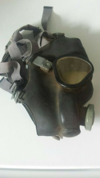 World War 2 Ww2 Gas Mask Bfg 30 - 4