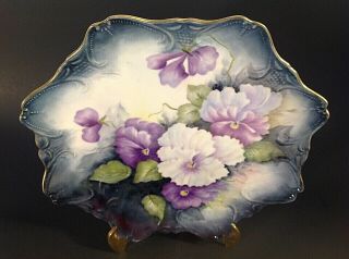 VINTAGE SCALLOPED CABINET PLATE.  HAND PAINTED SIGNED RUTH SEEMAN.  10 1/4 