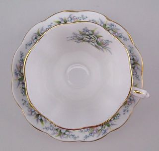 Vintage Royal Albert Lambeth Tea Cup and Saucer 6