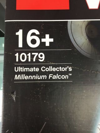 LEGO Star Wars Ultimate Collector’s Millennium Falcon 10179 100 Complete 4