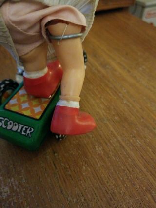 VINTAGE TIN WIND - UP TOY GIRL ON SCOOTER MS 174 MADE IN CHINA 1960s Kick 5