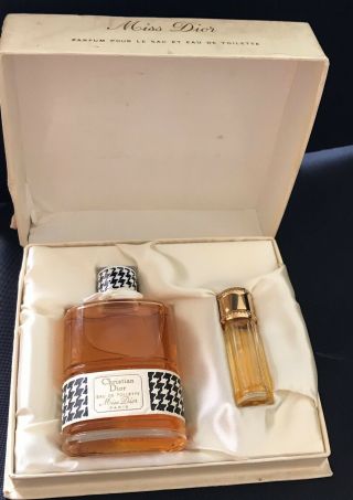 RARE VINTAGE 1940 ' S CHRISTIAN DIOR MISS DIOR PERFUME 2 PIECE GIFT SET 2