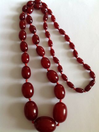 Antique Graduated Cherry Amber Bead Necklace - 92 Grammes