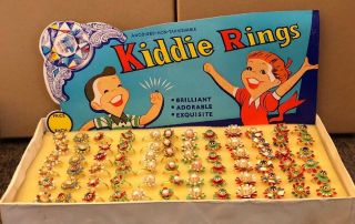 Vintage Mip 72 Kiddie Rings,  Display - Awesome Graphics - Hong Kong