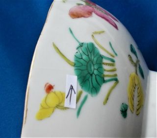 ANTIQUE CHINESE PORCELAIN FAMILLE ROSE BUTTERFLY BOWL - Gangxu Mark. 8