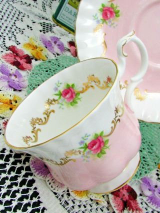 ROYAL ALBERT INVITATION SERIES PINK ROSE FLUTED TEA CUP AND SAUCER 5