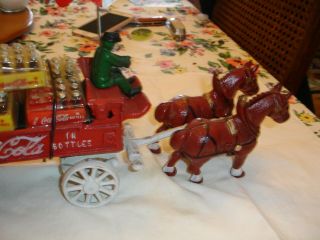 Vintage Coca Cola Cast Iron Horse Drawn Wagon With Cases and Coca Cola Bottles 5