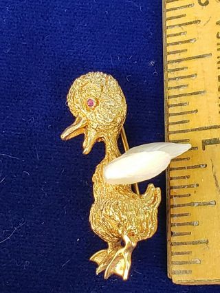 Vintage 14K Yellow gold Pearls Ruby eye William Ruser Duck Pin Brooch Rare 4