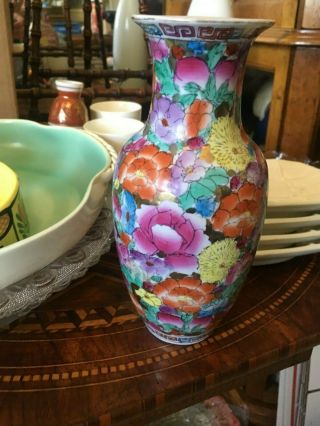 Vintage Famille Rose Cabinet Vase " Mille - Fleurs " Turnkeydesign W/alot Added Gold
