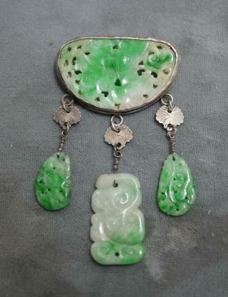 Vintage Carved Green Jade Silver Pin With 3 Carved Jade Dangles
