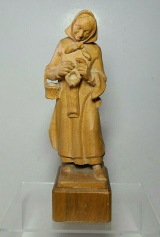 Norway Sweden Hand Carved Wood Figure Old Peasant Woman Unsigned 7”
