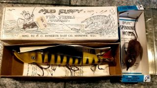 Vintage Simonsen Metal Tackle Box,  Chock - Full of Old Fishing Lures - 6