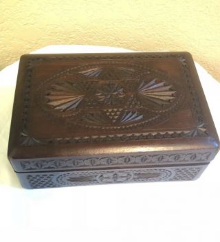 Antique Tramp Art Hand Carved Wood Trinket/ Jewelry /vintage Box