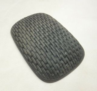 F779: Chinese ink stone with very good carving of mesh pattern and KARAKI case 8