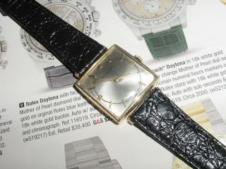 Jaeger - LeCoultre Mens Vintage 14k Solid Gold Wristwatch 3