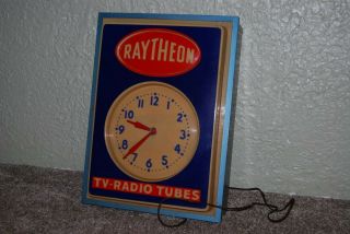 Vintage Raytheon Lighted Advertising Clock,  TV - Radios - Tubes,  Federal Sign Co. 2