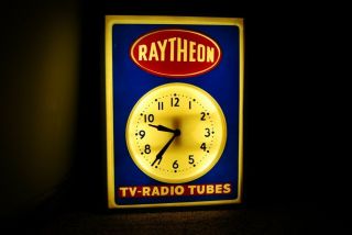 Vintage Raytheon Lighted Advertising Clock,  TV - Radios - Tubes,  Federal Sign Co. 3