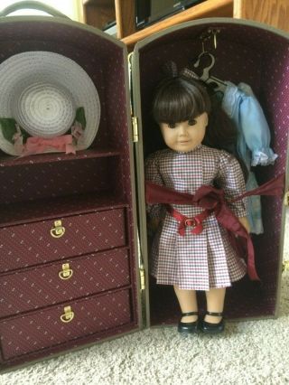 American Girl Samantha Parkington doll & steamer trunk w/ accessories 6