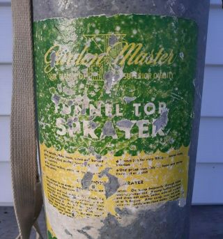 VINTAGE ANTIQUE GARDEN MASTER BUG SPRAYER DUSTER GALVANIZED STEEL PRIMITIVE 2