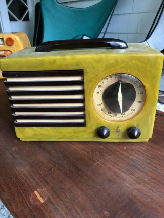 Vintage 1940s Emerson Catalin Bakelite Antique Old Tube Radio,  Brazilian Onyx