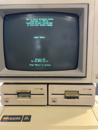 Vintage Apple IIe Computer W/ Monitor,  Floppy Drives,  Floppy Disks & 10