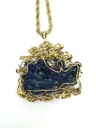 RARE Vintage 14k Yellow Gold and Lapis Carved Chinese Goddess Pendant 9