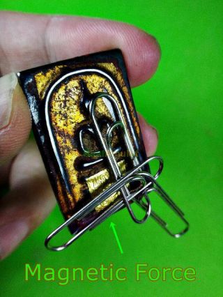 5364 - Ancient Thai Amulet Somdej Watrakang Black Leklai Cave Magnetic Froce Gold