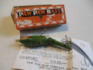 Rare and Paw Paw Old Chub in Crisp Box w/Paper 3