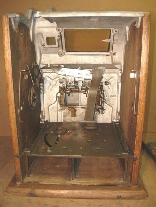 5c Antique Slot Machine - 1920s Mills Operator Bell w/ Pace JP & 9