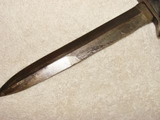 WWII US M3 Fighting Knife,  US M8 B.  M.  Co.  Scabbard 6