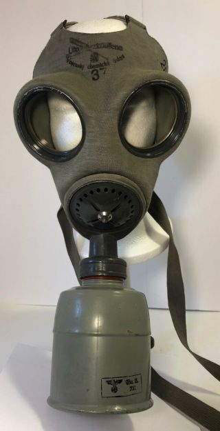 Czech WWII German Military Capture Issued Fatra Gray VZ - 35 Gas Mask,  VTG 1937 2