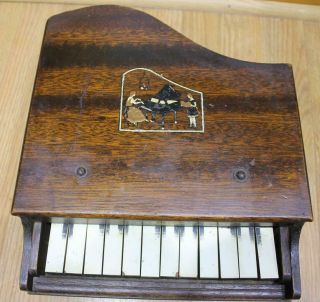 VINTAGE 1950 ' S CHILDS WOOD GRAND PIANO 6