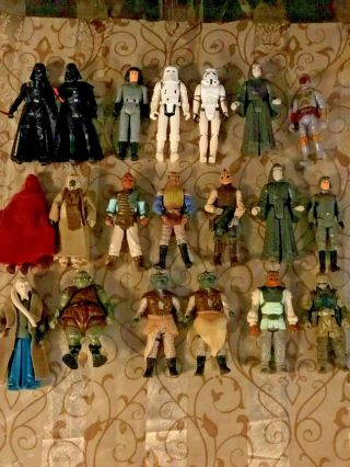 Collectors vintage STAR WARS FIGURES 7