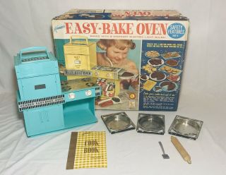 Vintage 1964 Kenner Easy Bake Oven With Box And Accessories