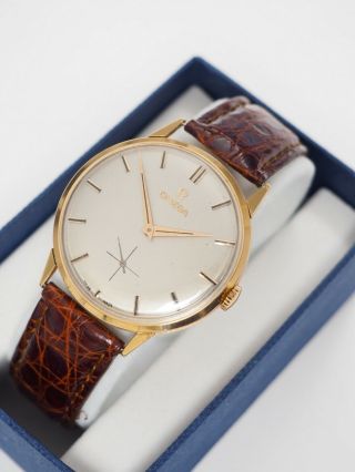 Vintage Omega 18k Solid Gold Watch For Men